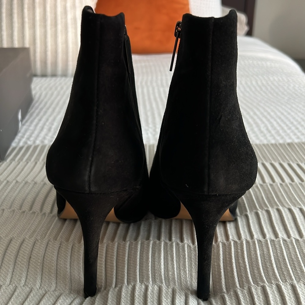 Black suede bootie - Picture 5 of 5